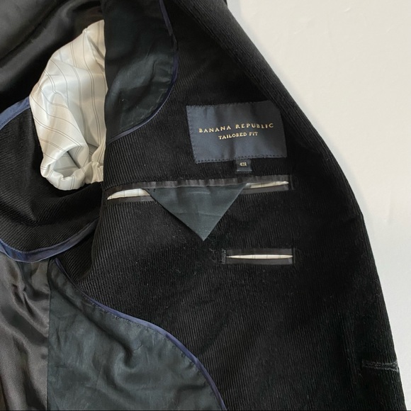 Banana Republic Corduroy Tailored Fit Blazer / Smoking Jacket - Picture 9 of 16